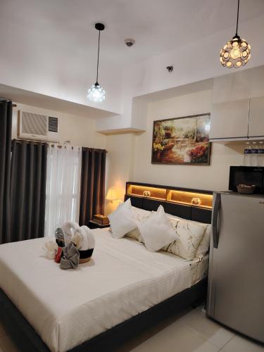 Owls and Larks BnB 300mbps WiFi, Netflix, Coffee, Manila