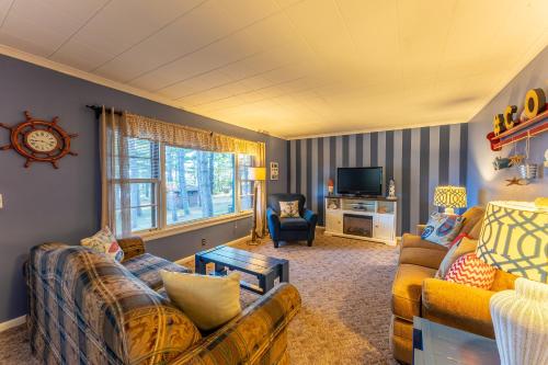 Cabin O' Pines - A Family Friendly Resort in Orr (MN)