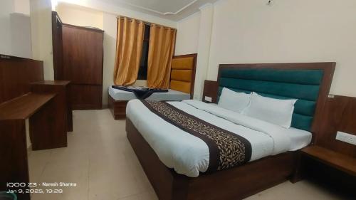 Hotel New Pankaj - Near Mall Road Free Pickup From Railway Station Shiimla Hotel New Pankaj - Near Mall Road Free Pickup From Railway Station Shiimla