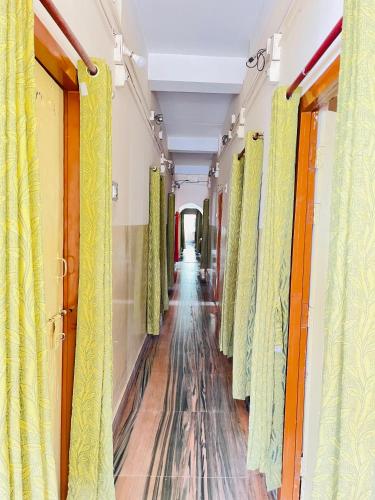 比卡什巴萬小屋 (Lodge Bikash Bhawan) in 巴拉特納加爾