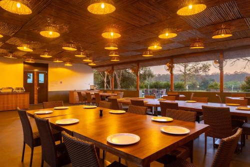 Restorāns, Dandeli Kali River Resort in Dandeli