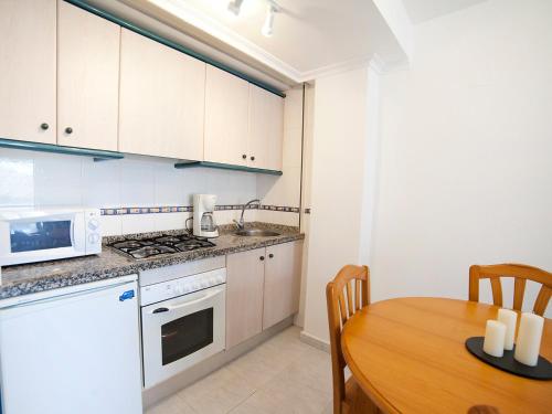 Apartment Turquesa Beach 02