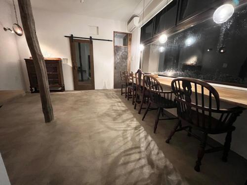 宮古島の自然豊かで静かなエリアroom1オリジナルインテリア小物が溢れる空間 in Miyako Island Underwater Park