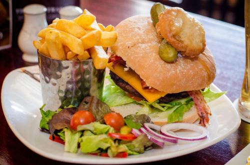 McSweeney Arms Hotel - image 12