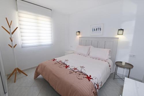 Apartment with Balcony room in EDIFICIO IFACH III