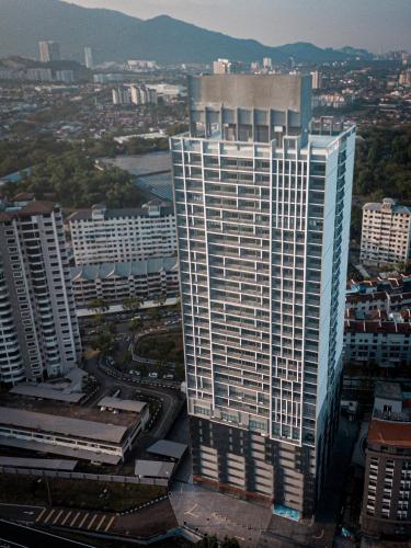 Exterior view, Break & Stay Suites near Tesco Jelutong