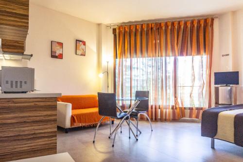 Large Single Room