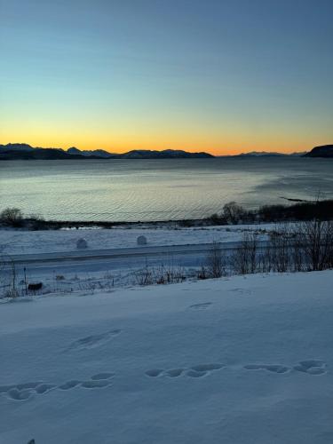 Kilátás, House in Vangsvik in Sorreisa
