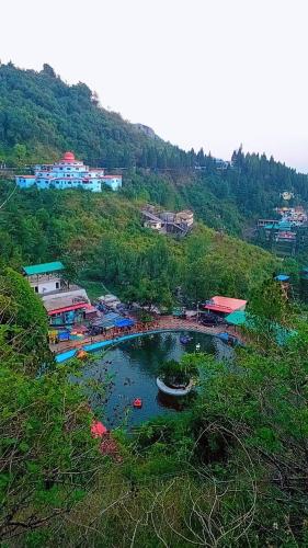 The Pine Villa Mussoorie in ตุธาร วิลเลจ