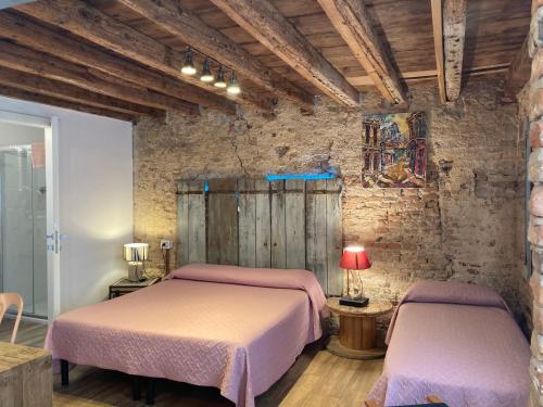 Barbara's studios - image 2