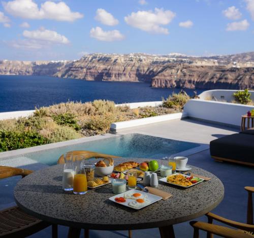 Neptune Luxury Suites - image 9