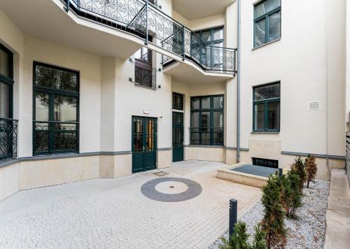 Heritage Apartments 5