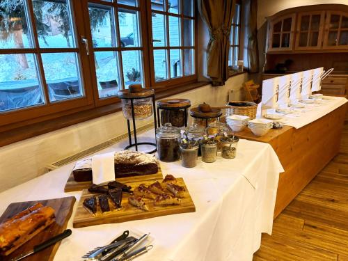 Hotel Hocheder – Seefeld, IL