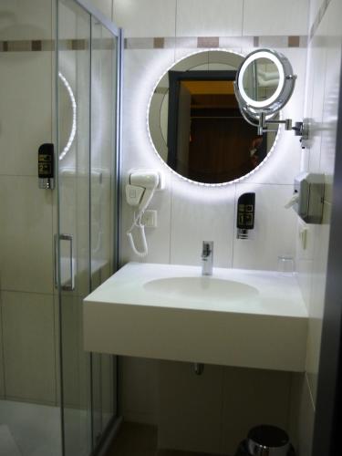 Superior Single Room image 5