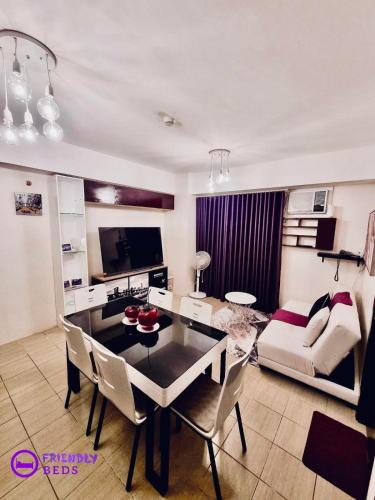 2BR with 2 balconies condo and Pool in Pasig, Manila