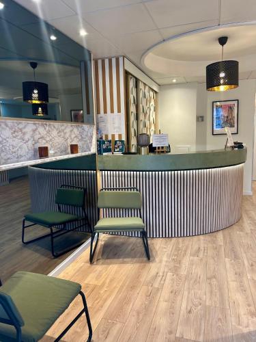 Lobby, Hotel Le Challonge in Dinan