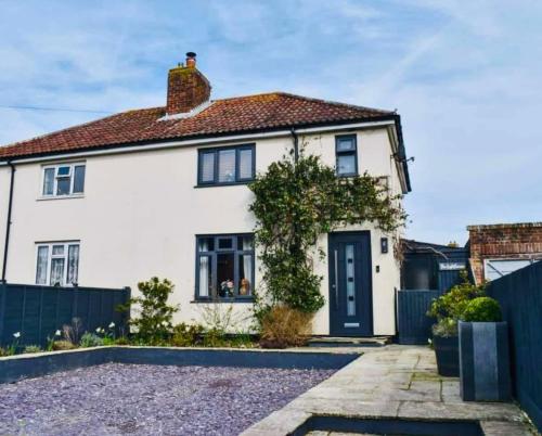 Perfect holiday Home from Home , three bedroom house for 5 guests gîte à louer Lymington Rehab Unit