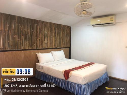 Standard Bungalow room in Moonwalk Lanta Resort