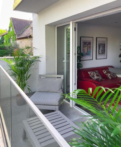 Balcony/terrace, Waterfront Apartment am Main, 15 Min Frankfurt Airport, Terrasse, Free Parking in Florsheim am Main