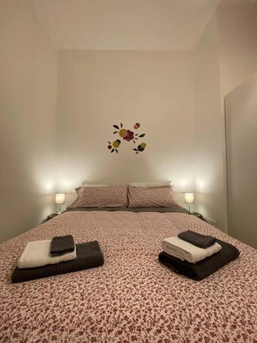 Elegant & Chic Navigli Apartment, Mediolan