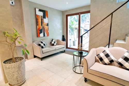 J Boutique Hotel El Nido Managed by H Hospitality Group near Seven Commandos Tengerpart