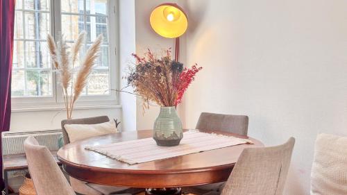 Historical center in apartment XVIII th century, Bordeaux (Foto 6)