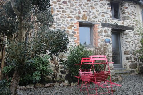 Gîte de Merlin l 'enchanteur (Gite de Merlin l 'enchanteur) in Maure-de-Bretagne
