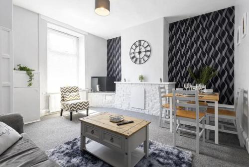 Cosy 2 Bed House for Contractors gîte à louer Accrington