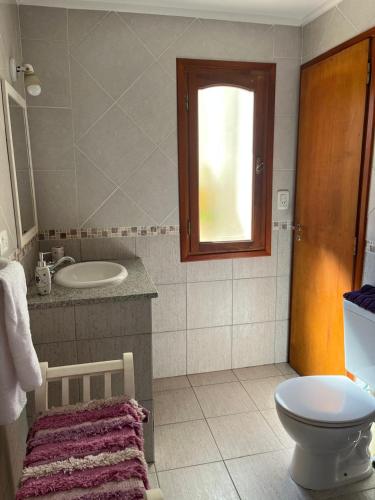 Casa estilo campo con parque y pileta - image 3