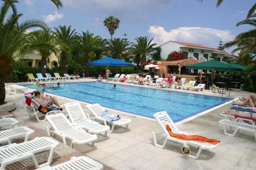 Morfeas Hotel - image 5