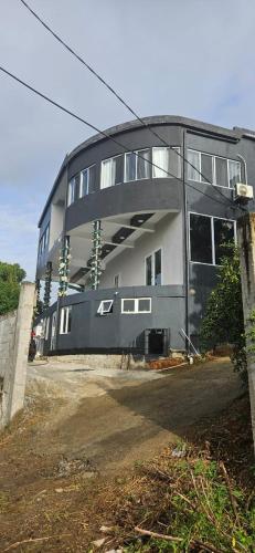 A szálláshely kívülről, Lacewing near Hewanorra nemzetközi repülőtér