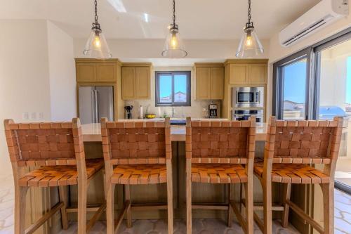 Welcome to a 5 Star Golf Villa at Rancho San Lucas in Cabo San Lucas, Mexico