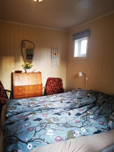 Sea-view house in Sund - image 10