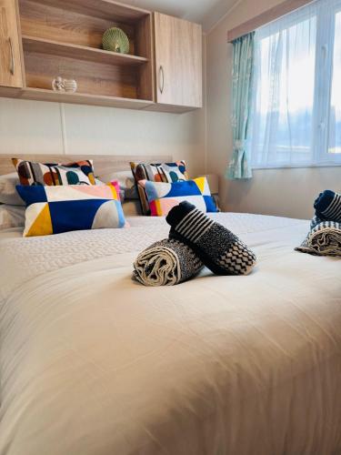 Little Cha-Am Caravan Hire at Silver Sands in Лоссімут