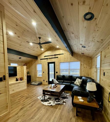 The Mont Haus - Minutes to Mt Snow & Stratton! The Mont Haus - Minutes to Mt Snow & Stratton!