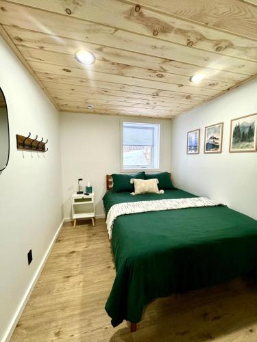 The Mont Haus - Minutes to Mt Snow & Stratton! The Mont Haus - Minutes to Mt Snow & Stratton!