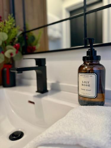 The Mont Haus - Minutes to Mt Snow & Stratton! The Mont Haus - Minutes to Mt Snow & Stratton!