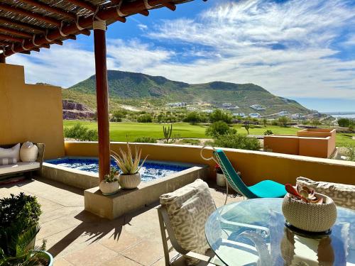 LC 1A- Beach Club & Housekeeping included in La Paz, Mexiko
