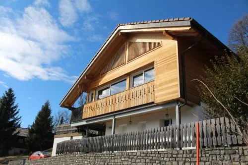 Chalet moderne avec panorama unique en Gruyère in Crésuz, Schweiz