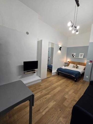 Apartment Aboukir 1 - image 14