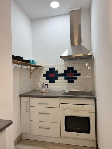 廚房, LUMINOSOS APARTAMENTOS POZUELO a 8 MINUTOS DE PALACIO REAL in 阿拉瓦卡