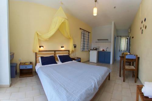 Kalypso Studios & Apartments - image 4