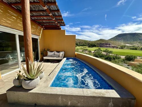 LC 1A- Beach Club & Housekeeping included in La Paz, Mexico