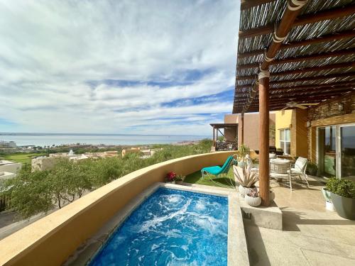 LC 1A- Beach Club & Housekeeping included in La Paz, Mexico