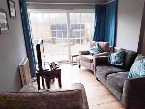 Edge of Exmoor Garden Flat, dog friendly, sleeps 2 - 4 in East Anstey