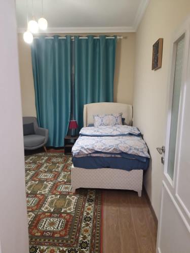 3 bedrooms, 4 beds