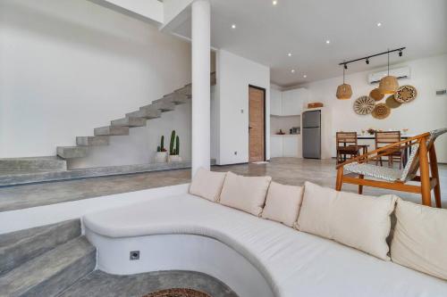 Great Value 2 Bed Villa Sleeps 4 Fast Wifi - image 2