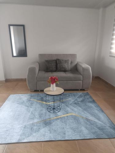 Apartaestudio moderno y completo Apartaestudio moderno y completo