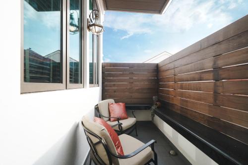 شرفة/ تراس, STORIES Joo Chiat, a Hotel by Cove in East Coast