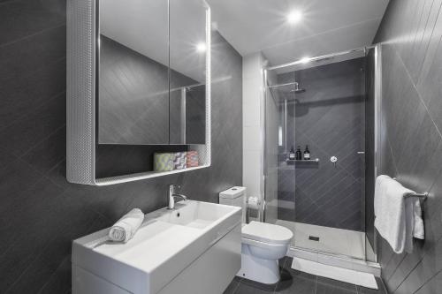 Two-Bedroom Apartment image 3